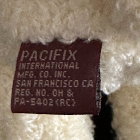 Vintage Pacifix International Angel Bear - Picture 7 of 9